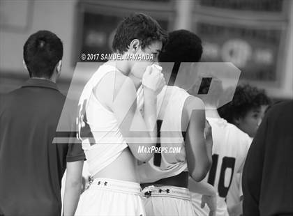 Thumbnail 1 in Notre Dame (SO) vs Chaminade photogallery.