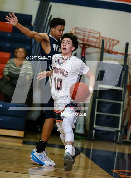Thumbnail 2 in Notre Dame (SO) vs Chaminade photogallery.