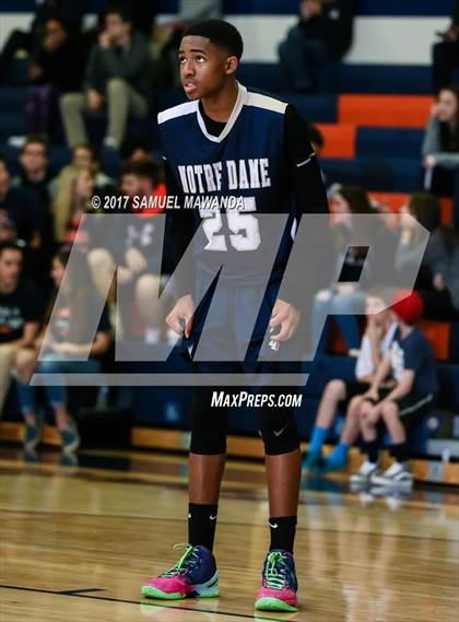 Thumbnail 3 in Notre Dame (SO) vs Chaminade photogallery.