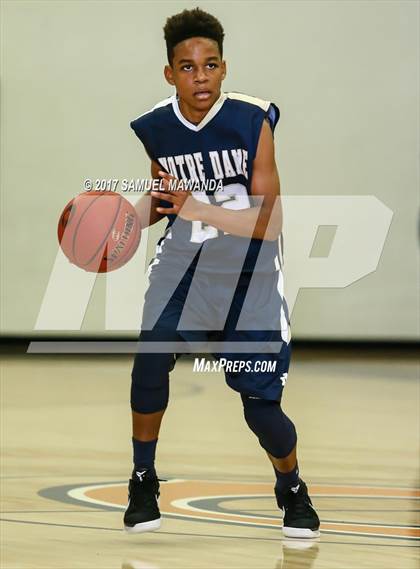 Thumbnail 3 in Notre Dame (SO) vs Chaminade photogallery.