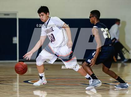 Thumbnail 3 in Notre Dame (SO) vs Chaminade photogallery.