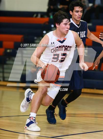 Thumbnail 3 in Notre Dame (SO) vs Chaminade photogallery.