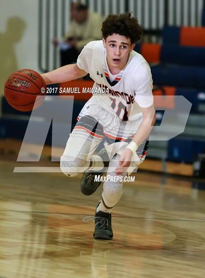 Thumbnail 2 in Notre Dame (SO) vs Chaminade photogallery.