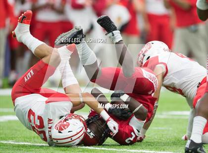 Thumbnail 1 in North Shore vs. Katy (UIL 6A D1 Quarterfinal playoff) photogallery.