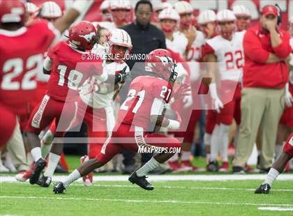 Thumbnail 1 in North Shore vs. Katy (UIL 6A D1 Quarterfinal playoff) photogallery.