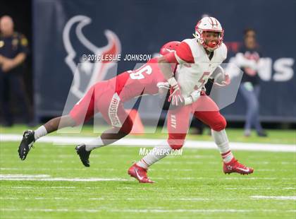 Thumbnail 3 in North Shore vs. Katy (UIL 6A D1 Quarterfinal playoff) photogallery.