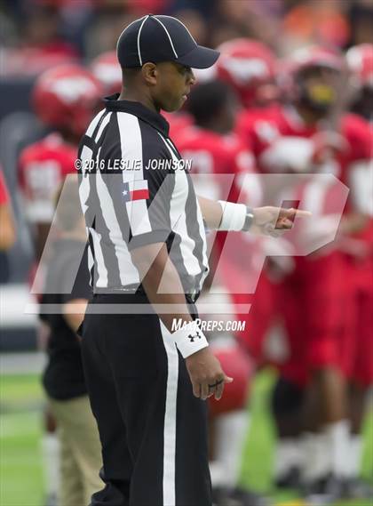 Thumbnail 1 in North Shore vs. Katy (UIL 6A D1 Quarterfinal playoff) photogallery.
