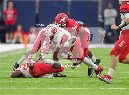 Thumbnail 2 in North Shore vs. Katy (UIL 6A D1 Quarterfinal playoff) photogallery.