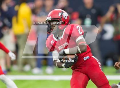 Thumbnail 2 in North Shore vs. Katy (UIL 6A D1 Quarterfinal playoff) photogallery.