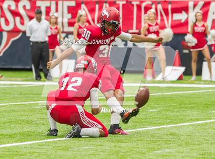 Thumbnail 1 in North Shore vs. Katy (UIL 6A D1 Quarterfinal playoff) photogallery.