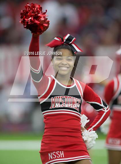 Thumbnail 3 in North Shore vs. Katy (UIL 6A D1 Quarterfinal playoff) photogallery.