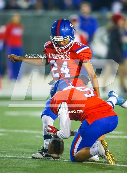 Thumbnail 1 in Helix vs. Folsom (CIF State D1-AA Final) photogallery.