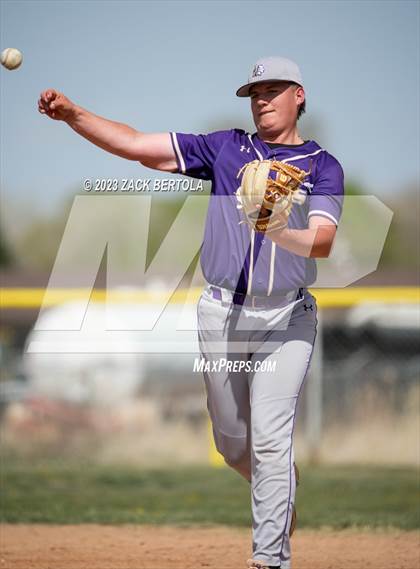 Thumbnail 3 in North Summit vs Duchesne (UHSAA 2A Round 3) photogallery.