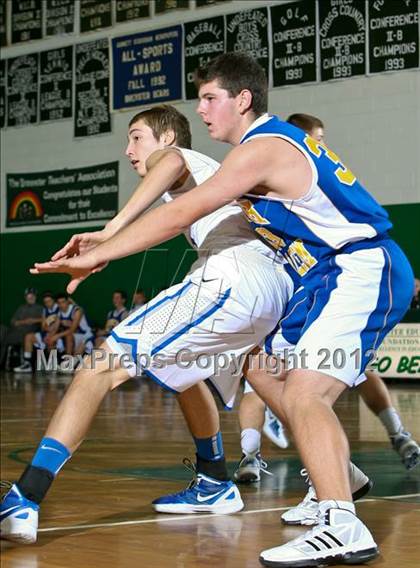 Thumbnail 1 in Haldane vs. North Salem (5th Annual Putnam Challenge) photogallery.