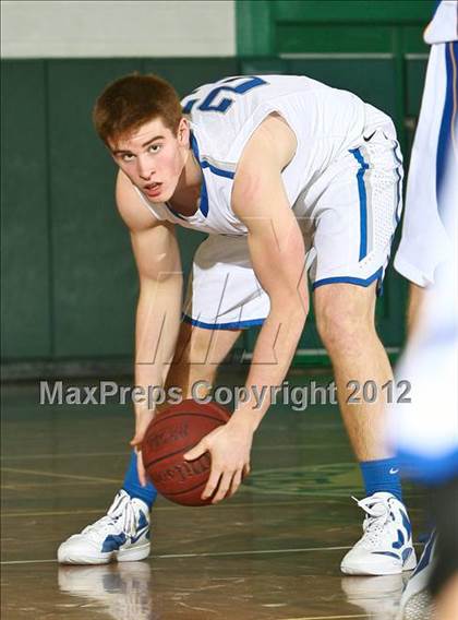 Thumbnail 1 in Haldane vs. North Salem (5th Annual Putnam Challenge) photogallery.