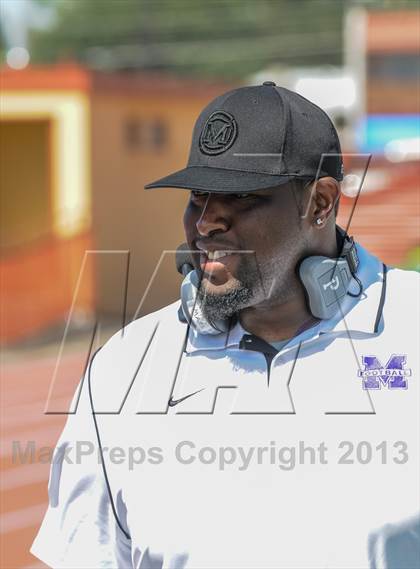 Thumbnail 1 in Mayfield @ Manzano photogallery.