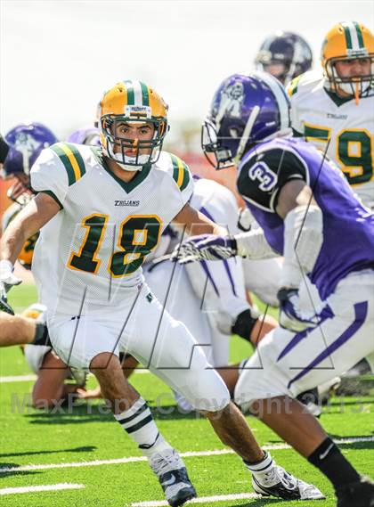 Thumbnail 1 in Mayfield @ Manzano photogallery.