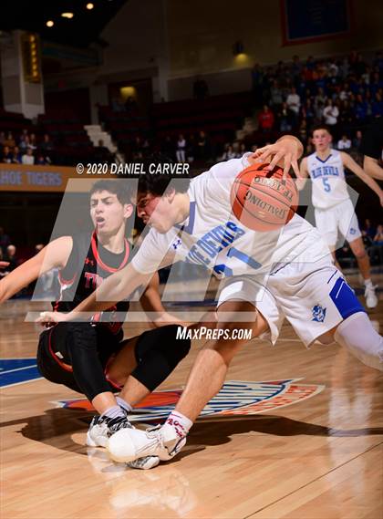 Thumbnail 1 in Haldane vs. Tuckahoe (Section 1 Class C Semifinal) photogallery.