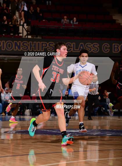 Thumbnail 2 in Haldane vs. Tuckahoe (Section 1 Class C Semifinal) photogallery.