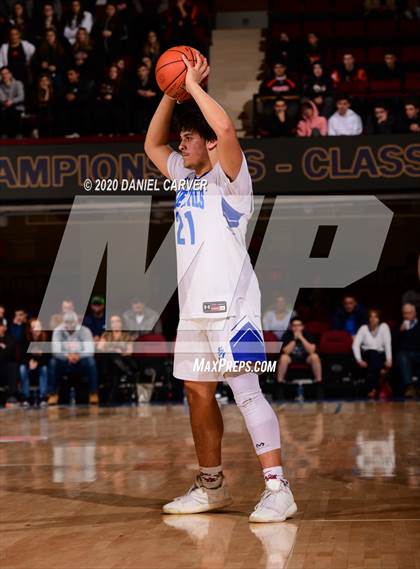 Thumbnail 2 in Haldane vs. Tuckahoe (Section 1 Class C Semifinal) photogallery.