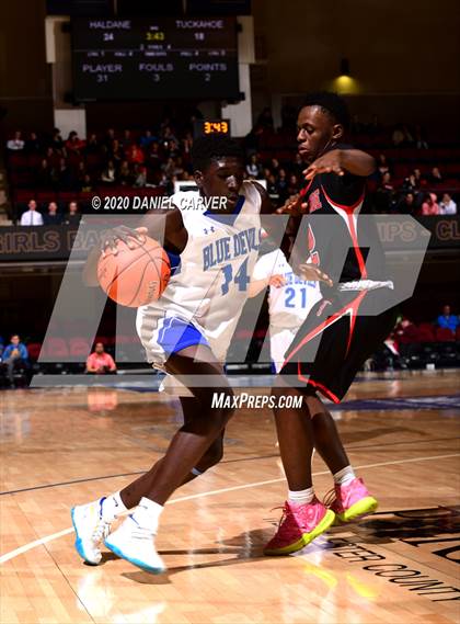 Thumbnail 1 in Haldane vs. Tuckahoe (Section 1 Class C Semifinal) photogallery.