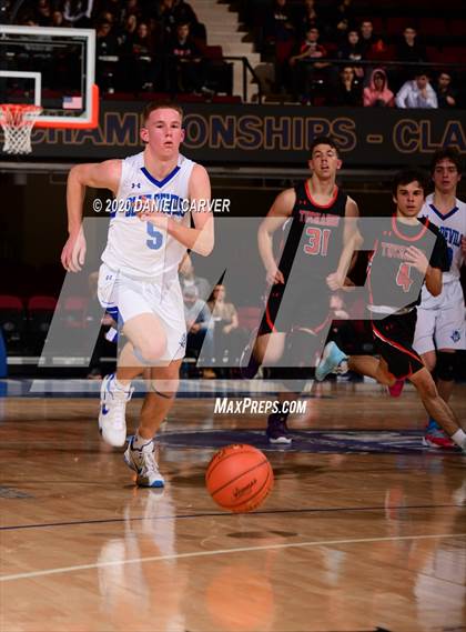Thumbnail 3 in Haldane vs. Tuckahoe (Section 1 Class C Semifinal) photogallery.
