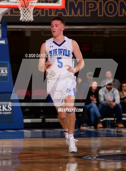 Thumbnail 1 in Haldane vs. Tuckahoe (Section 1 Class C Semifinal) photogallery.