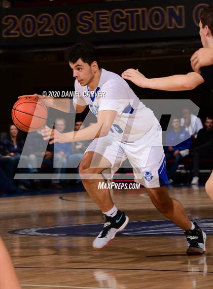 Thumbnail 2 in Haldane vs. Tuckahoe (Section 1 Class C Semifinal) photogallery.