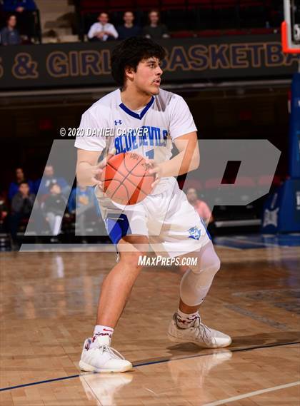 Thumbnail 2 in Haldane vs. Tuckahoe (Section 1 Class C Semifinal) photogallery.