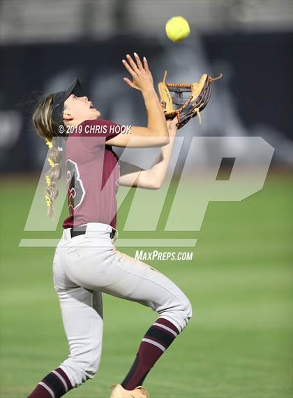 Thumbnail 1 in Salpointe Catholic vs. Cactus (AIA 4A Final) photogallery.