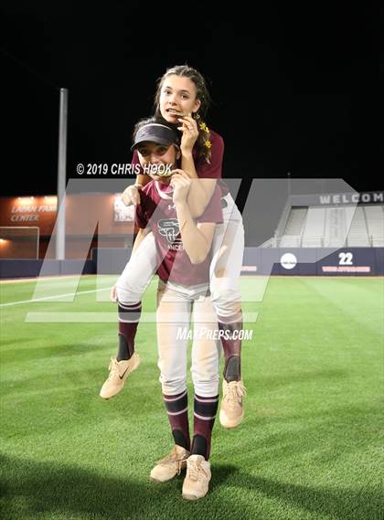 Thumbnail 2 in Salpointe Catholic vs. Cactus (AIA 4A Final) photogallery.