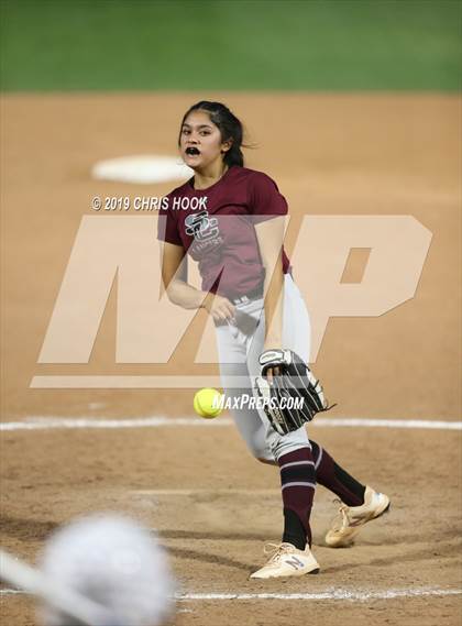 Thumbnail 1 in Salpointe Catholic vs. Cactus (AIA 4A Final) photogallery.