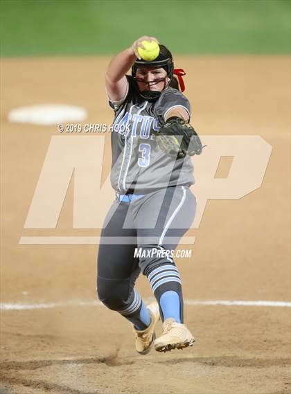 Thumbnail 1 in Salpointe Catholic vs. Cactus (AIA 4A Final) photogallery.