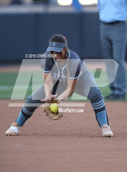 Thumbnail 1 in Salpointe Catholic vs. Cactus (AIA 4A Final) photogallery.