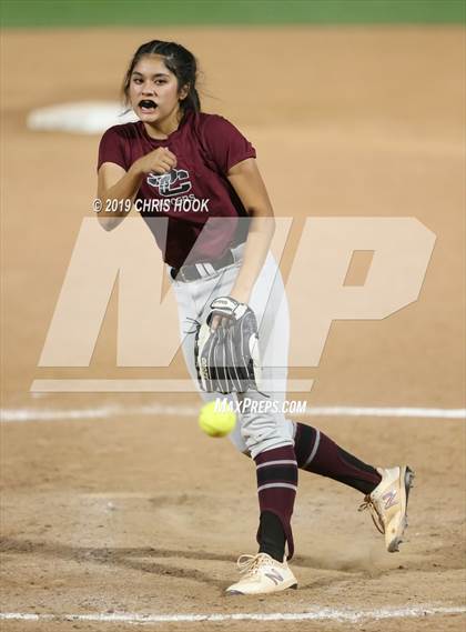 Thumbnail 3 in Salpointe Catholic vs. Cactus (AIA 4A Final) photogallery.