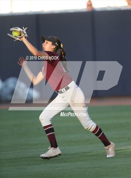 Thumbnail 1 in Salpointe Catholic vs. Cactus (AIA 4A Final) photogallery.