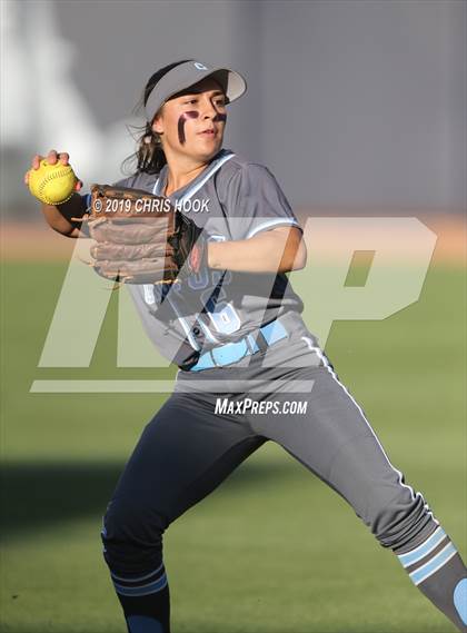 Thumbnail 3 in Salpointe Catholic vs. Cactus (AIA 4A Final) photogallery.