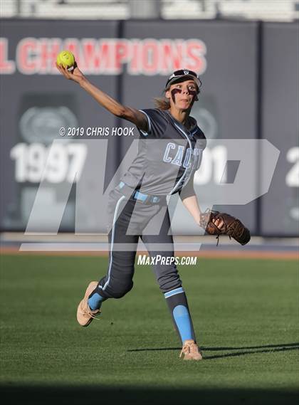 Thumbnail 1 in Salpointe Catholic vs. Cactus (AIA 4A Final) photogallery.