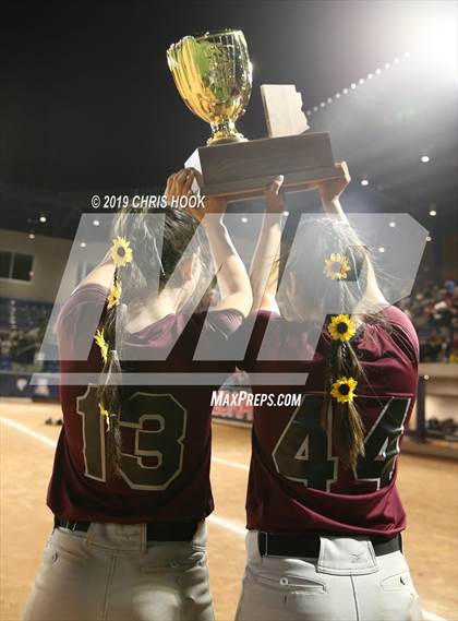 Thumbnail 3 in Salpointe Catholic vs. Cactus (AIA 4A Final) photogallery.