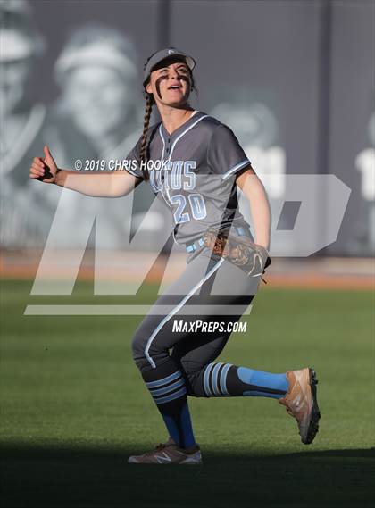 Thumbnail 1 in Salpointe Catholic vs. Cactus (AIA 4A Final) photogallery.