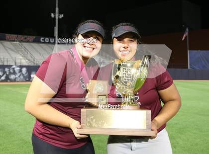 Thumbnail 1 in Salpointe Catholic vs. Cactus (AIA 4A Final) photogallery.