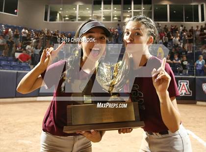 Thumbnail 1 in Salpointe Catholic vs. Cactus (AIA 4A Final) photogallery.
