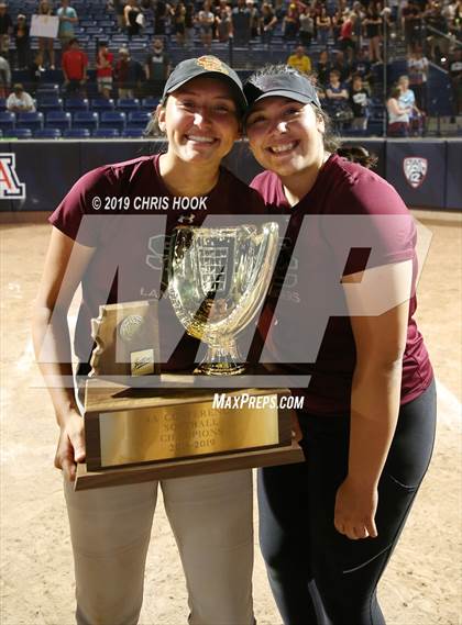 Thumbnail 2 in Salpointe Catholic vs. Cactus (AIA 4A Final) photogallery.