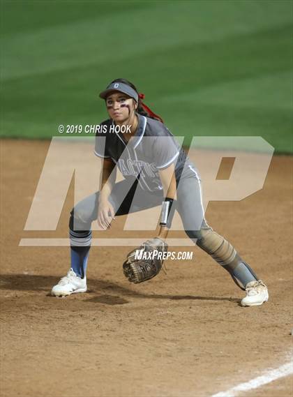 Thumbnail 2 in Salpointe Catholic vs. Cactus (AIA 4A Final) photogallery.