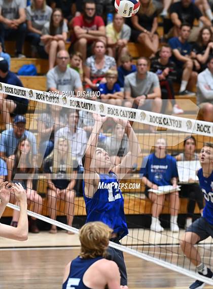 Thumbnail 3 in Legend vs. Valor Christian (CHSAA 5A Semi-Final) photogallery.