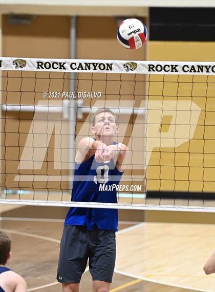 Thumbnail 1 in Legend vs. Valor Christian (CHSAA 5A Semi-Final) photogallery.