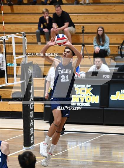 Thumbnail 2 in Legend vs. Valor Christian (CHSAA 5A Semi-Final) photogallery.