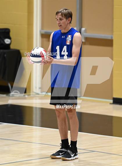 Thumbnail 1 in Legend vs. Valor Christian (CHSAA 5A Semi-Final) photogallery.