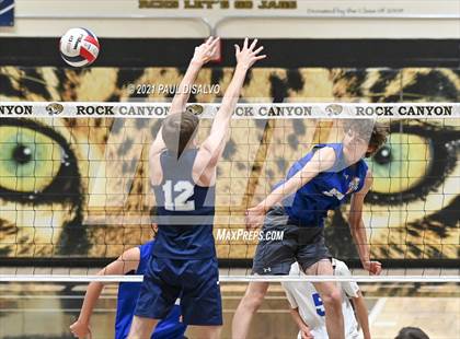 Thumbnail 3 in Legend vs. Valor Christian (CHSAA 5A Semi-Final) photogallery.