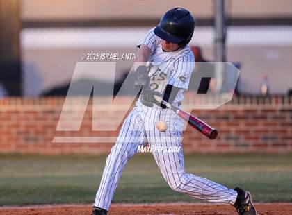 Thumbnail 2 in Fuquay - Varina @ Gray's Creek (NCHSAA 4A - 1st Round) photogallery.